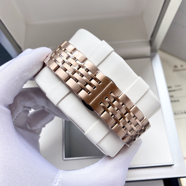 アイ・ダブリュー・シー全体デザイン